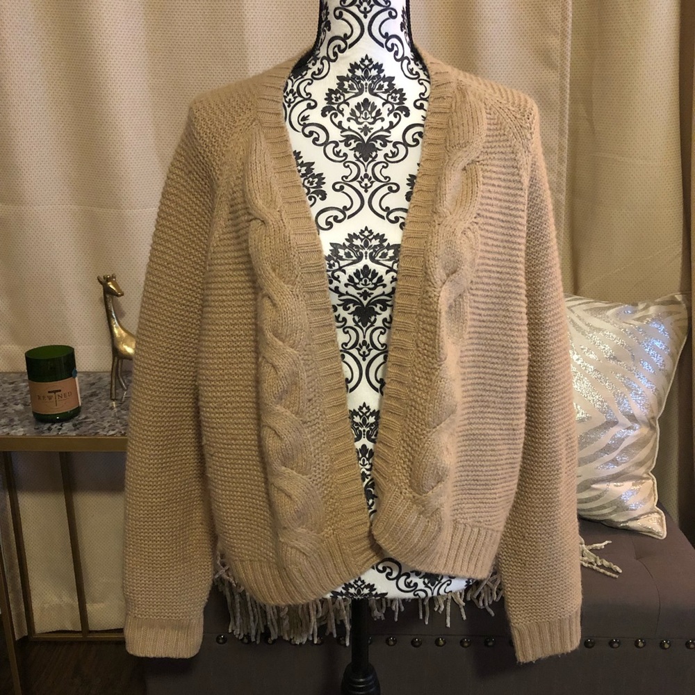 🧡GAP🧡 Cropped cable knit open cardigan